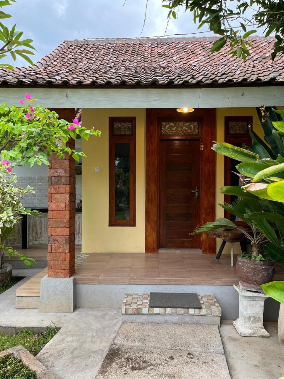 Alam Kowang Villa Tejakula Buitenkant foto